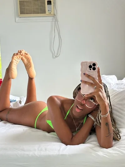 HAIRY PUSSY PRINCESS✩‧₊ OnlyFans