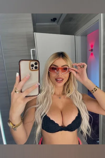 Vazzzle OnlyFans