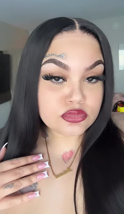 ARI WIT THE THROAT OnlyFans