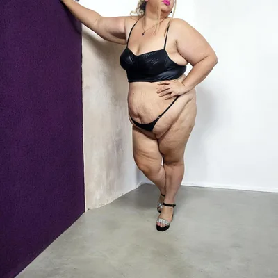 BBW HOT NO PPV 🎉🥂 OnlyFans
