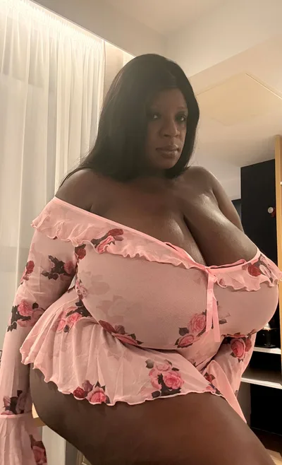 tyrabeckybuilt (Tyra Tinley) OnlyFans